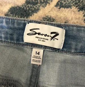 Seven7 Jeans High-Rise 14 thumbnail 3