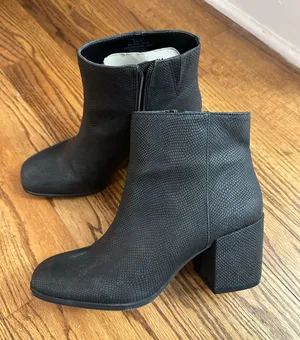 Black Ankle Boots Size 9 thumbnail 1