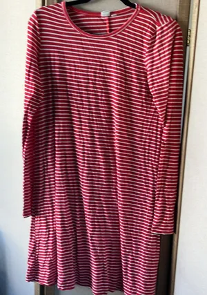 FINAL MARKDOWN GAP Vibrant Red and White Striped t shirt dress medium thumbnail 1