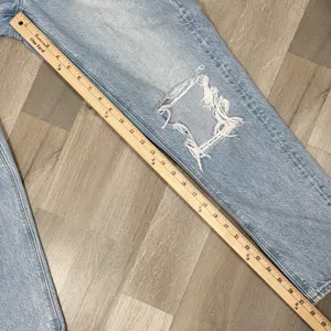 American Eagle Mom Jeans Women 6 Blue High Rise Straight Leg‎ Distressed Knee thumbnail 14