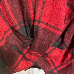N259. Maurices red plaid long sleeve top with V-neck and bell sleeves Size L thumbnail 3