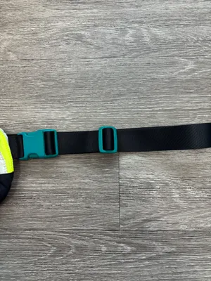 Lululemon Everywhere Belt Bag 1L in Highlight Purple, Vapor, and Intense Teal thumbnail 4