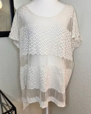 FREE PEOPLE‎ Cream Lace Oversized Short Size XS thumbnail 1