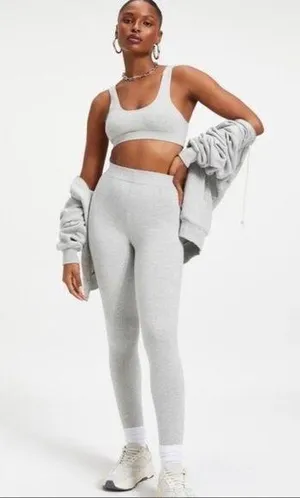 Good American NWT Essential Leggings in Heather Gray thumbnail 1