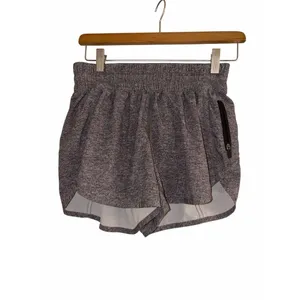 ✨Lululemon Tracker Sz 6 Short V *4"✨ thumbnail 8