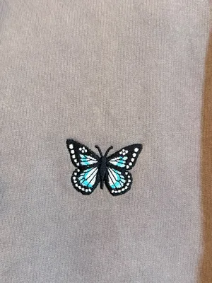 Dalix mineral-washed butterfly embroidered fleece hoodie thumbnail 3
