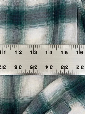 American Eagle Outfitters Boyfriend Fit Green Plaid Flannel Small Long Sleeve thumbnail 3