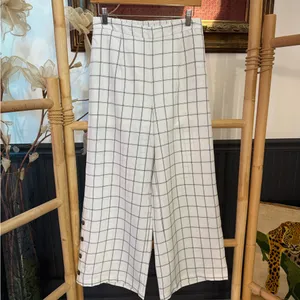 Skies Are Blue Windowpane Plaid Wide Leg Crop Pull On Pants Button Hem Sz S 💛🍄 thumbnail 3