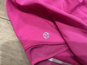 Lululemon Hotty Hot Shorts 2.5" High-Rise thumbnail 4