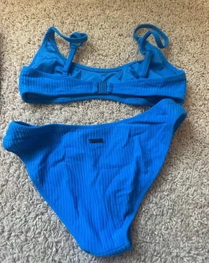 Swimwear thumbnail 2
