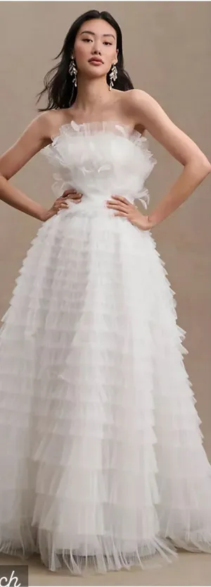 Stunning New MacDuggal Tiered Tulle Wedding Gown thumbnail 1