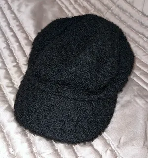 H&M Chic Black Tweed Cap-Xs/s thumbnail 1