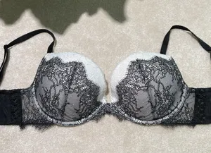 Victoria's Secret Dream Angels Push-up Bra thumbnail 1
