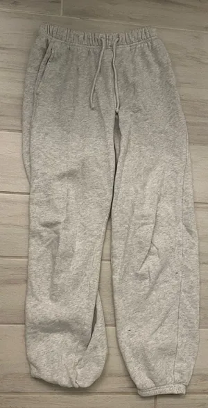 Gray Sweatpants Size XS thumbnail 1
