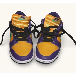Nike Dunk Low LX Lisa Leslie Sparks Womens 8 Mens 6.5 Purple Gold‎ DO9581-500 thumbnail 3