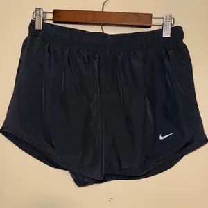 Nike Dri-FIT Running Shorts Womens L Black Activeware Training Shorts 3in Gym thumbnail 1
