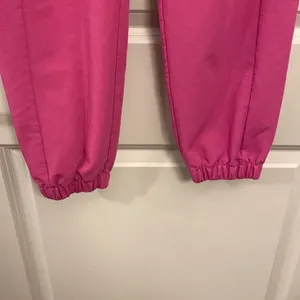 Figs scrub pants, size small ￼ thumbnail 3