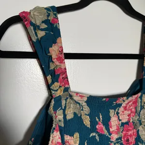 Torrid Floral Print Women's Top - Teal and Pink Size 0 thumbnail 6