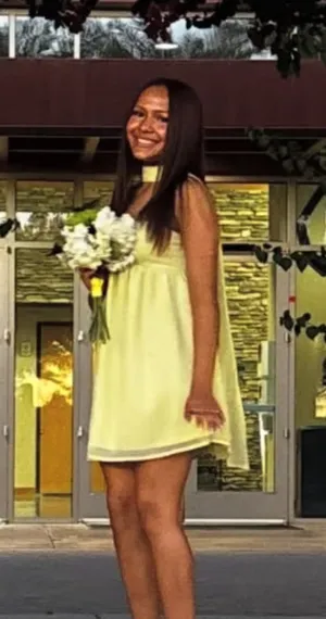Flowy short yellow dress Size M thumbnail 1