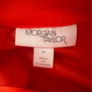 NWT Stunning Morgan Taylor Red Tie Neck Mini‎ Sleeveless Dress Medium thumbnail 4