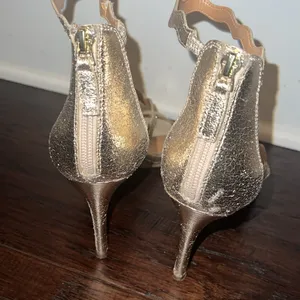 J. Crew Gold Heeled Sandals Size 9 thumbnail 3