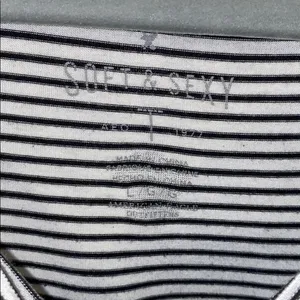 American Eagle Soft & Sexy T-shirt Large thumbnail 2