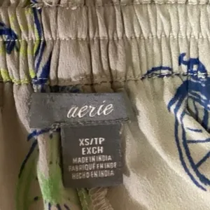 Aerie Gray Bicycle Print Elastic Waist Pull On Crop Sweat Jogger Pants Size XS thumbnail 4