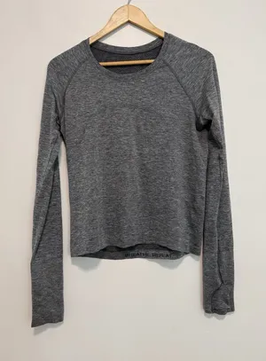 Lululemon Swiftly Tech Gray Long‎ Sleeve T-Shirt Size 10 thumbnail 1