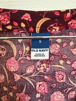 Old Navy Burgundy Floral Tiered Mini Dress Size Small V Neck Short Sleeve Maroon thumbnail 5