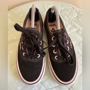 Vans Black Classic Pop Crush Sneakers Mens size 3.5 / Women’s size 5 thumbnail 2