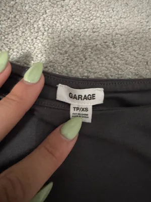 Garage Top Crop thumbnail 3