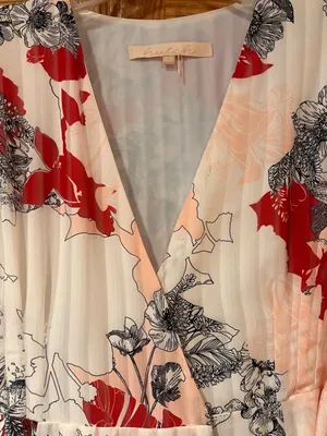 Anthropologie Hutch Giselle Floral Chiffon‎ Wrap Maxi Dress Red Jardin Sz Medium thumbnail 10