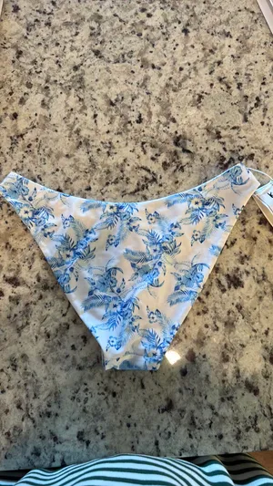 Kulani Kinis Bottoms Cheeky thumbnail 3