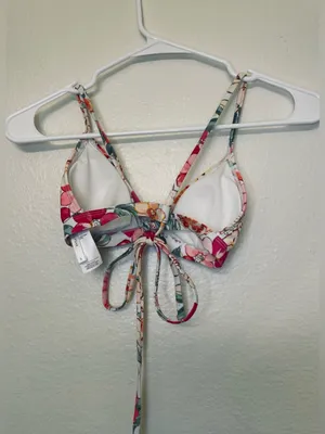Cupshe Set NWT Women’s Pink Multi Floral Bikini Swimsuit Size‎ S thumbnail 7