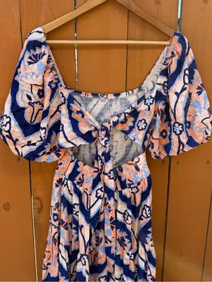Moon River Navy and Peach Floral Puff-Sleeve Midi Dress thumbnail 7