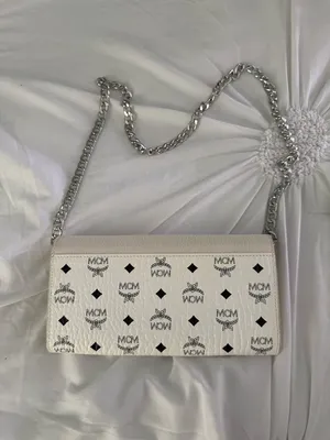 MCM Tracy Wallet on Chain Purse thumbnail 5