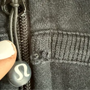 LULULEMON‎ Full Zip Scuba Hoodie Hooded Jacket Heavy Black size 6 thumbnail 3