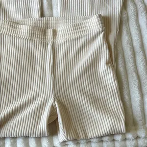 Aerie Cream Ribbed Corduroy Women's Pants thumbnail 3