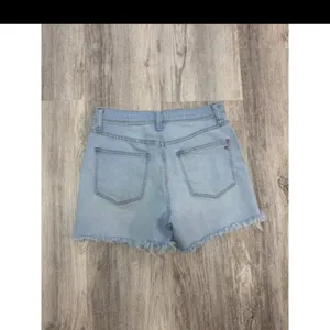 Madewell high-rise denim shorts in watt wash size‎ 26 thumbnail 3