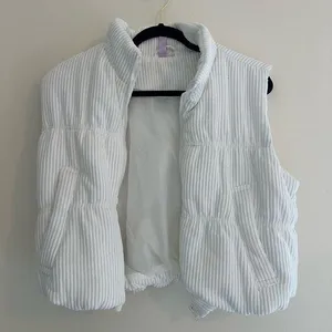 Brand new White Velvet Vest thumbnail 1