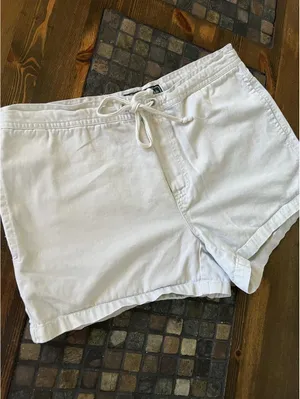 Vintage Y2K Abercrombie & Fitch old money low rise cotton shorts size small 🤍 thumbnail 2