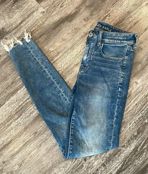 American Eagle Outfitters Skinnies thumbnail 1