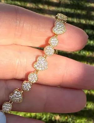 Gold Heart and Round Pavé Bracelet - Sparkling Gold Women’s Bracelet thumbnail 2
