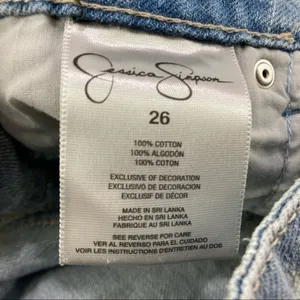 Jessica Simpson Light Wash Denim Cutoff Shorts‎ thumbnail 8