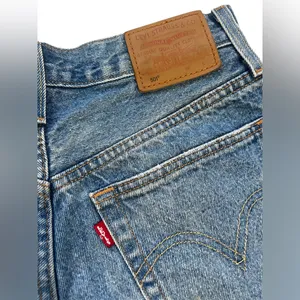 Levi’s Classic High-Rise Distressed Denim Shorts - Blue thumbnail 3