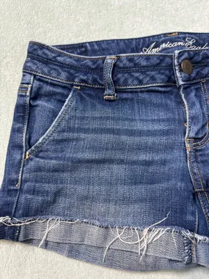 American Eagle Outfitters Indigo Rolled Hem Denim Shorts thumbnail 3