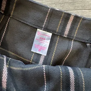 LAST PRICE🍒🤍 NO BOUNDARIES flannel faux wrap skirt 💐 thumbnail 13