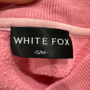 White Fox Boutique Vibrant Pink Crewneck Sweater with Relaxed Fit thumbnail 4