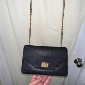 Convertible Shoulder Bag Black‎ Faux Leather Gold Hardware Small Clutch thumbnail 6