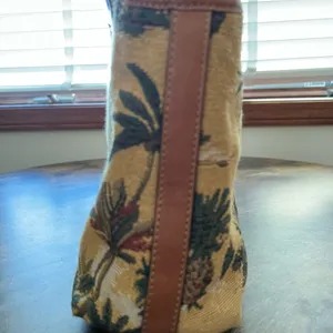 VINTAGE: Tommy Bahama | tapestry clutch handbag thumbnail 11